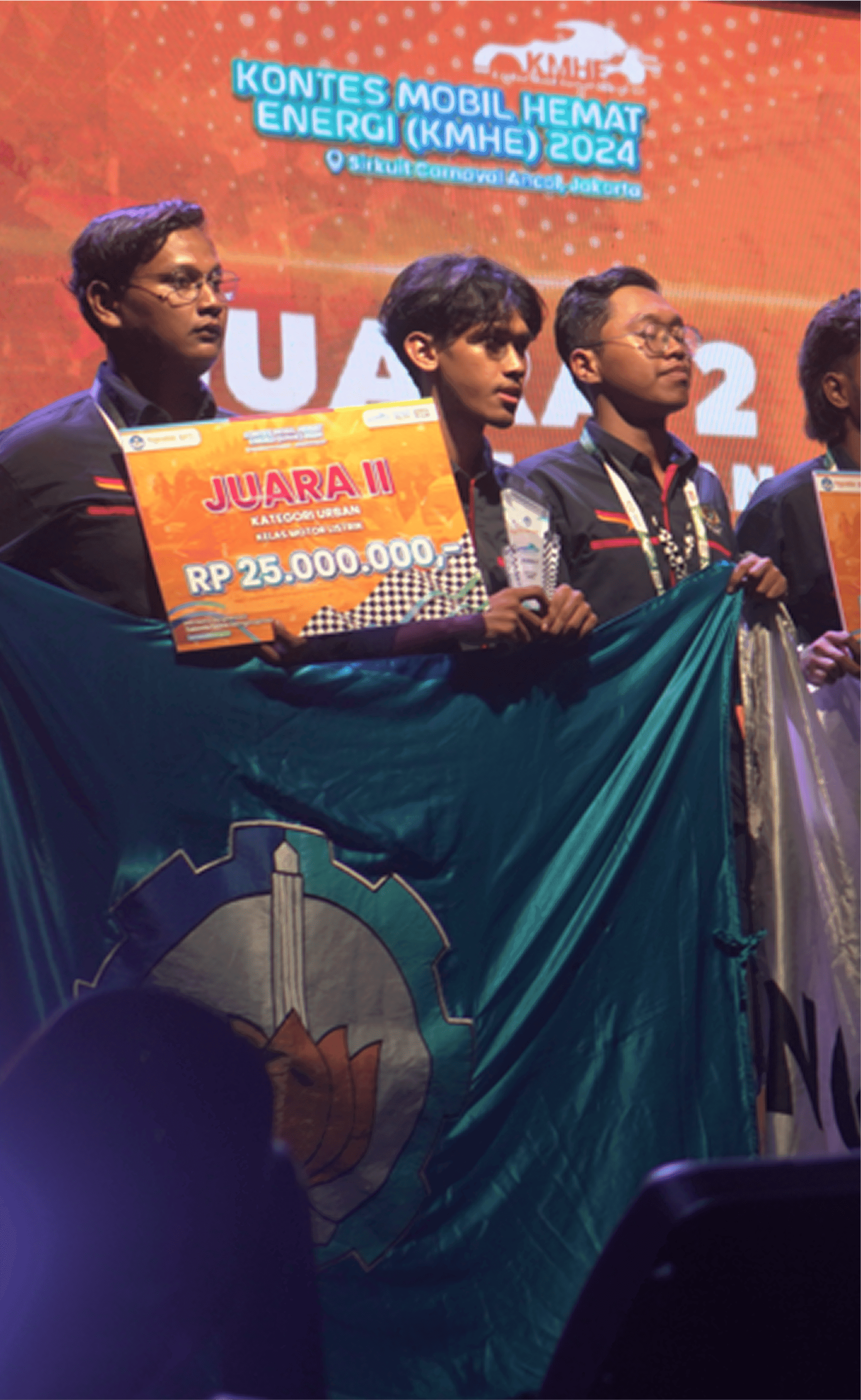 2nd Place KMHE in Electric Urban Concept